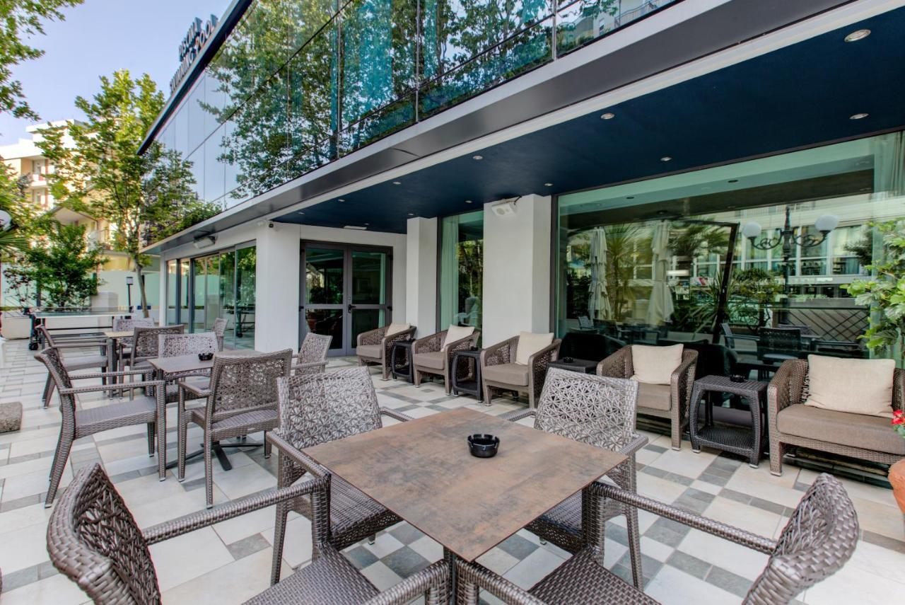 Hotel Verona Cesenatico Exterior photo