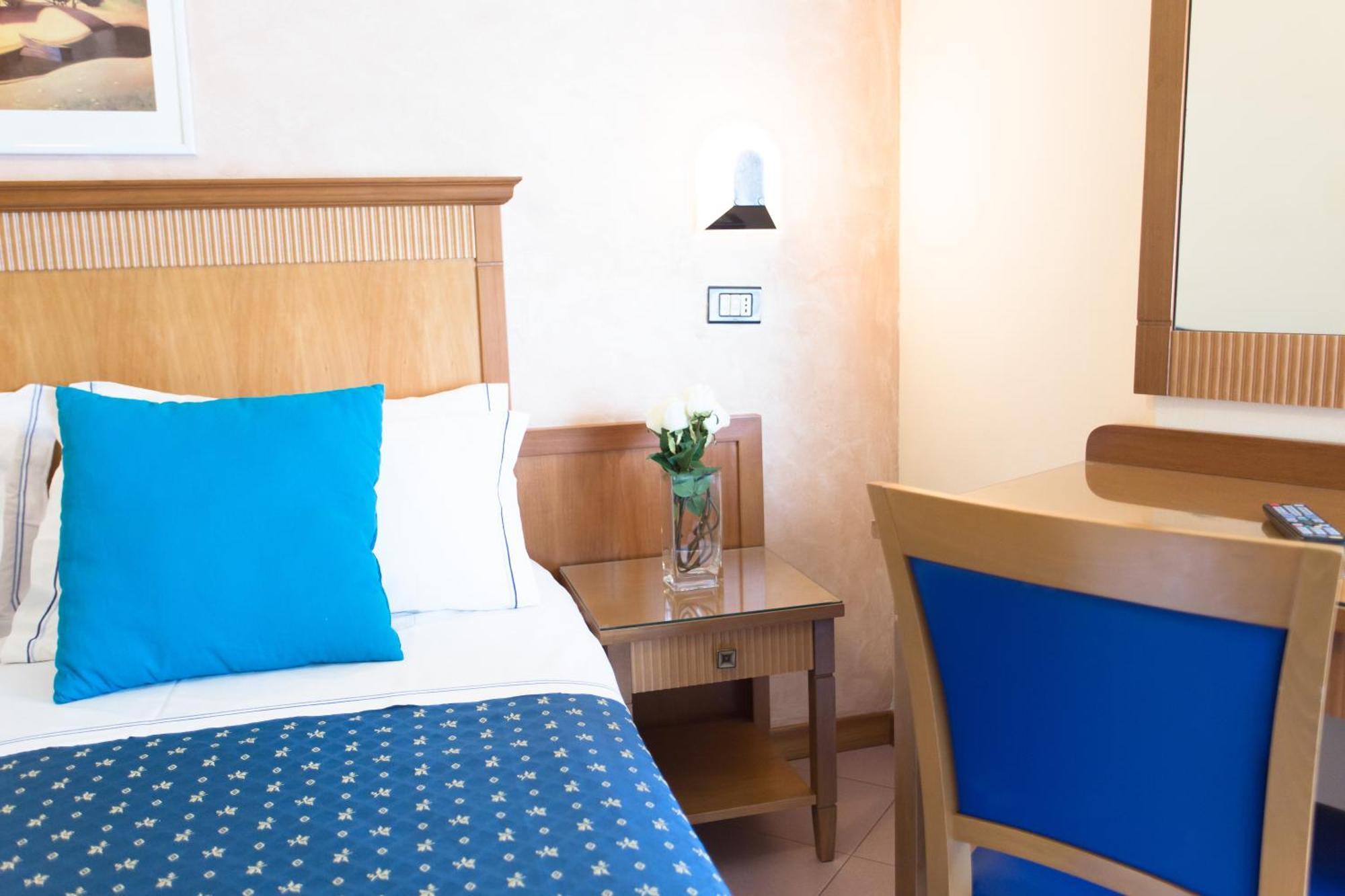 Hotel Verona Cesenatico Room photo