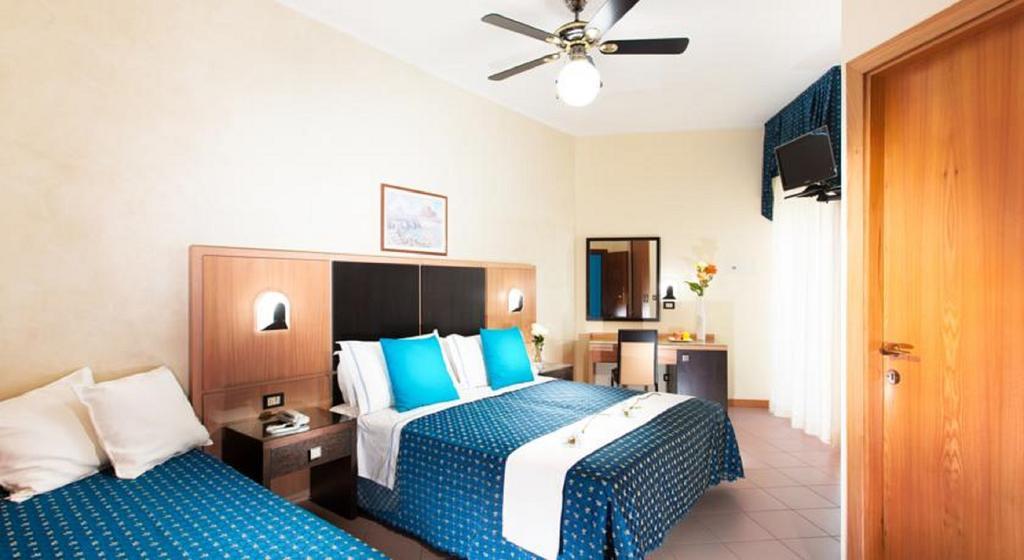 Hotel Verona Cesenatico Exterior photo